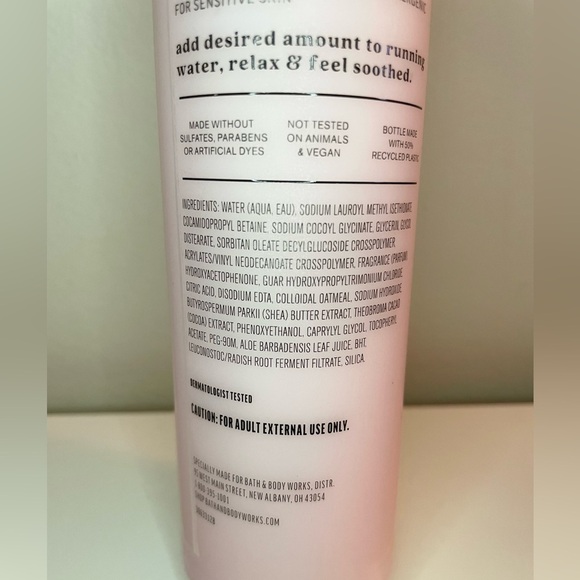 Bath & Body Works Sensitive Skin Colloidal Oatmeal Soothing Bubble Bath 10.75 oz - Picture 8 of 10